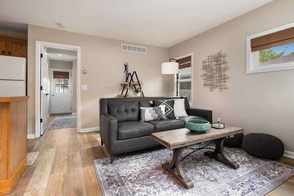 索格塔克2Min Walk Downtown-Pet Friendly-Offstreet Parking别墅 外观 照片